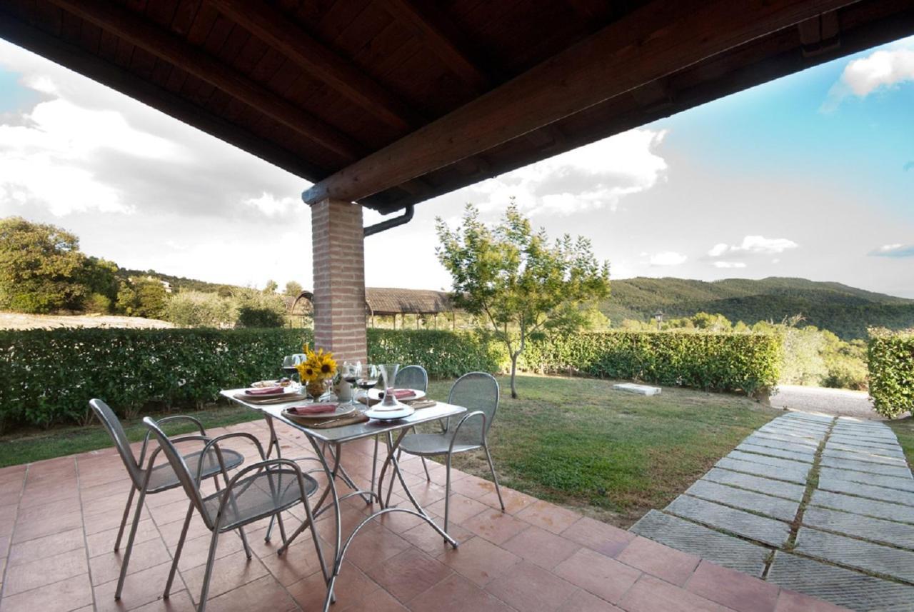 Tenuta Di Forte Sorgnano Gualdo Cattaneo Room photo