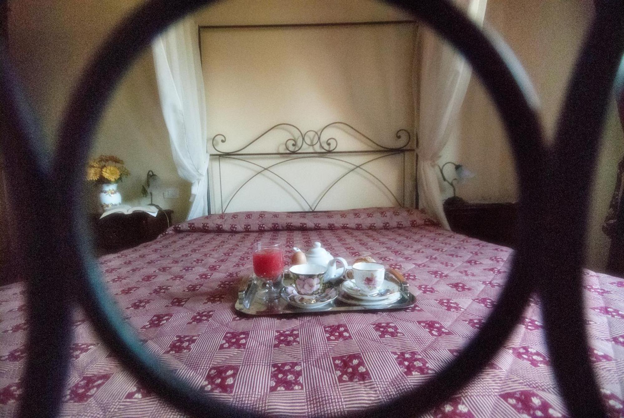 Tenuta Di Forte Sorgnano Gualdo Cattaneo Room photo